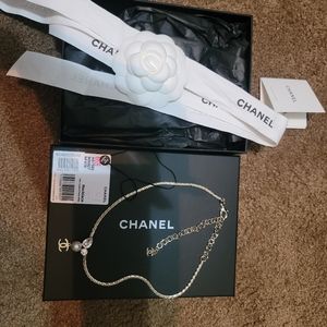 NWT Chanel gold crystal pearly white necklace/choker
